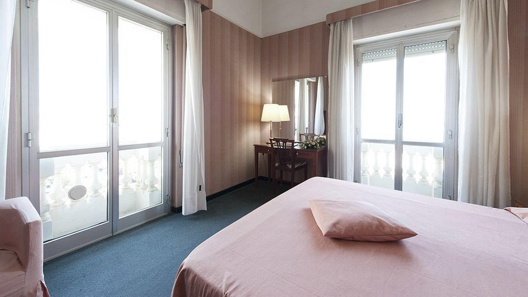 פסקרה Hotel Esplanade מראה חיצוני תמונה