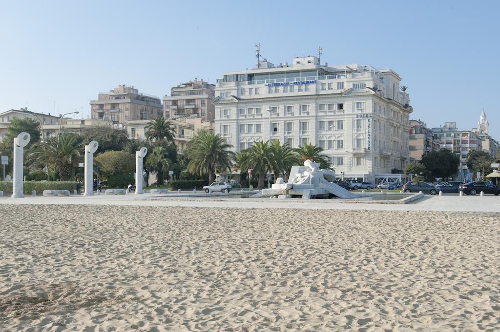 פסקרה Hotel Esplanade מראה חיצוני תמונה