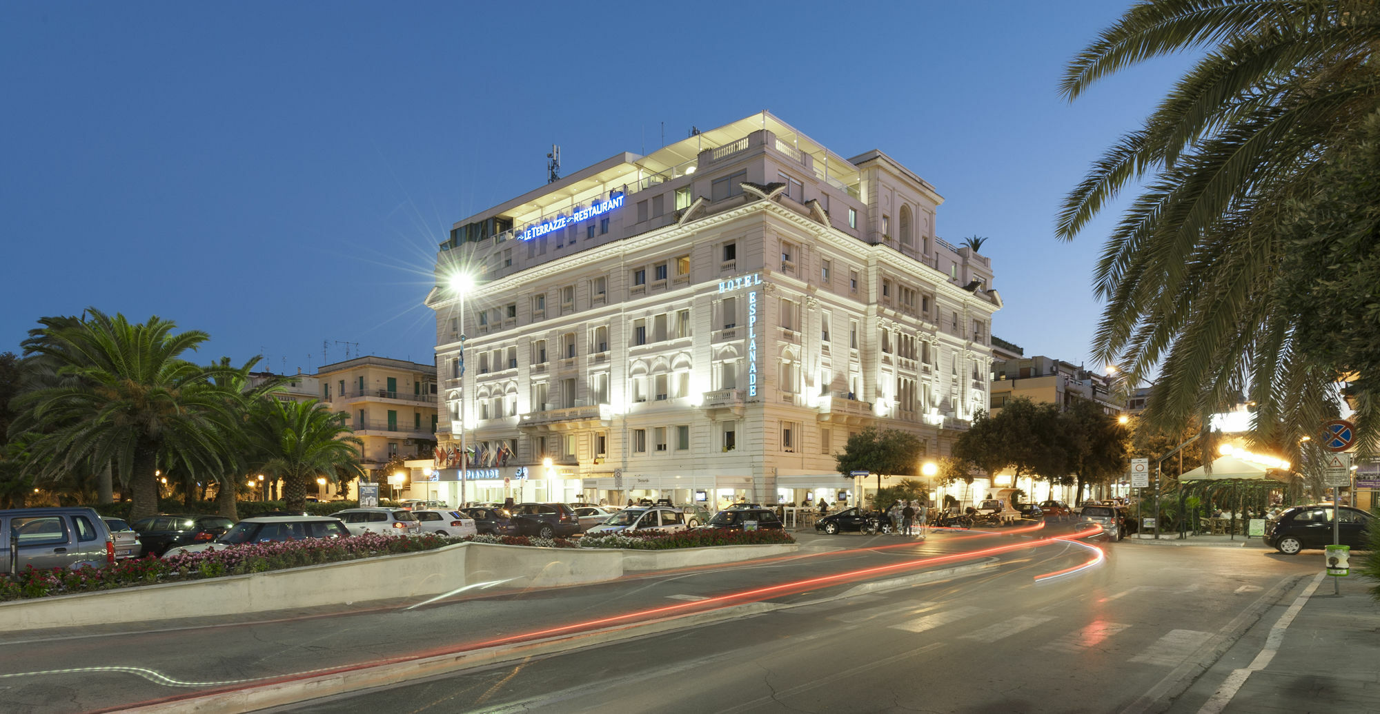 פסקרה Hotel Esplanade מראה חיצוני תמונה